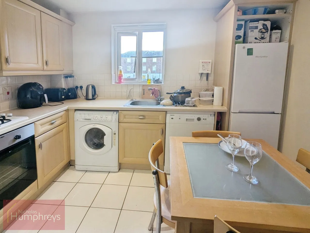 3 bed flat to rent, St Lukes Court, Hatfield, AL10