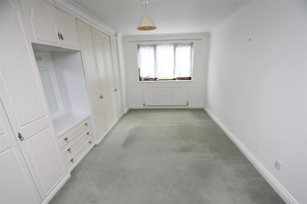 Surrey Road, Poole, photo 6