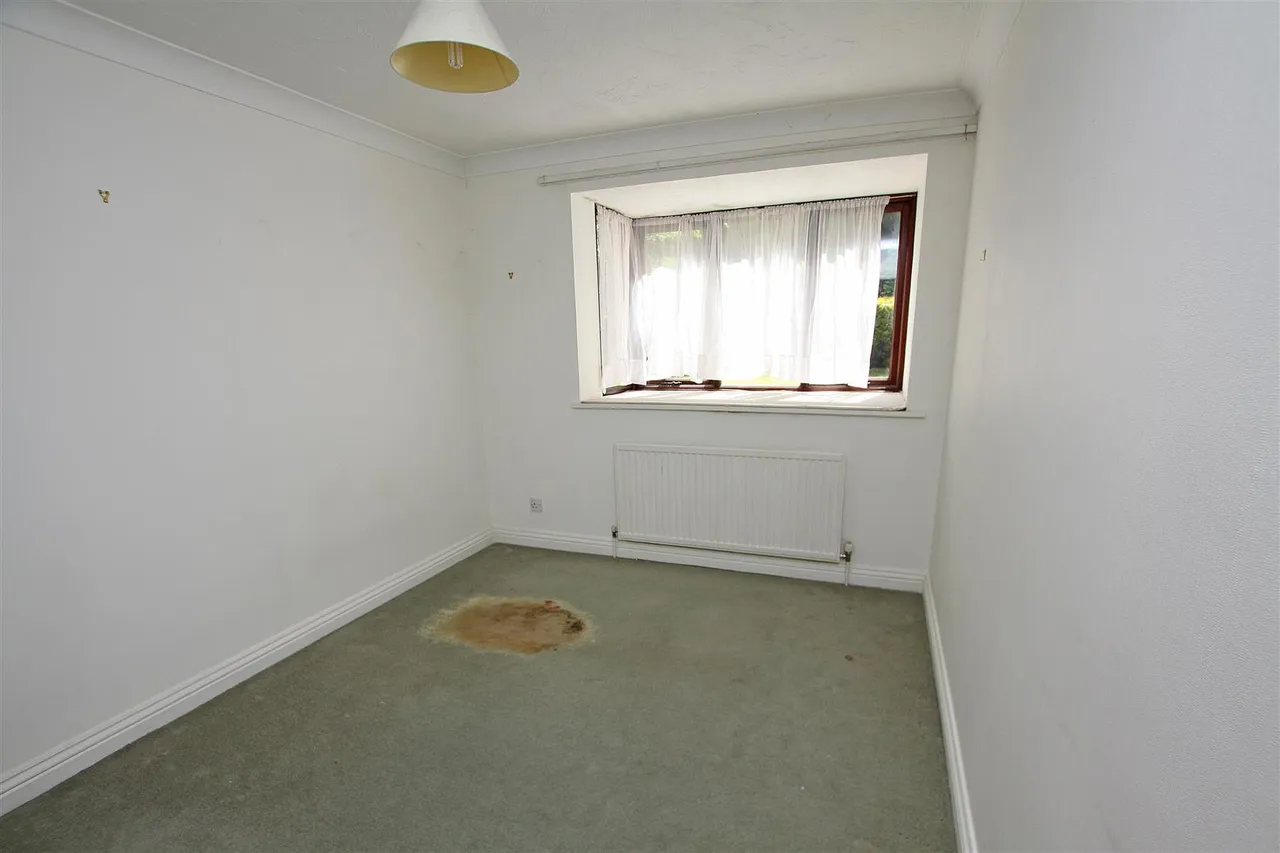 Surrey Road, Poole, photo 9
