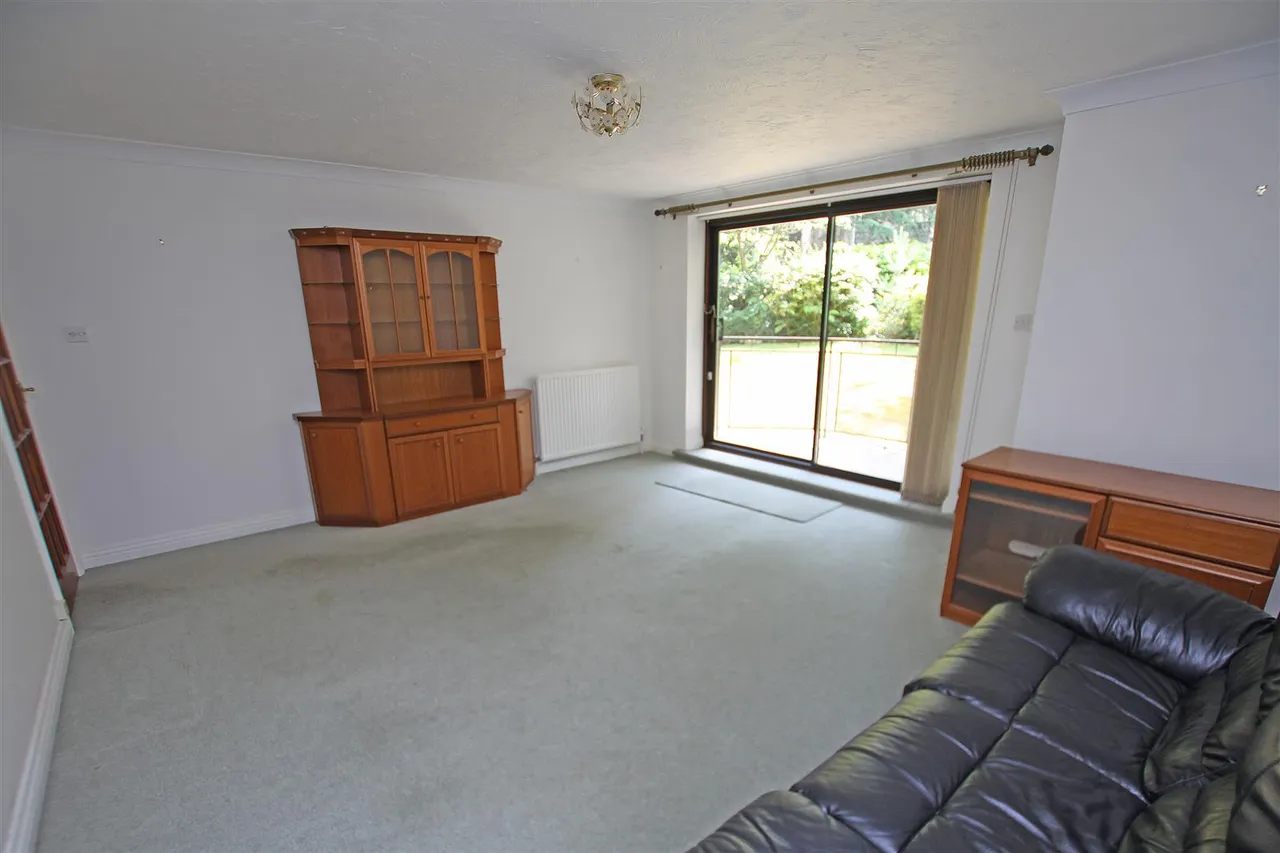 Surrey Road, Poole, photo 2
