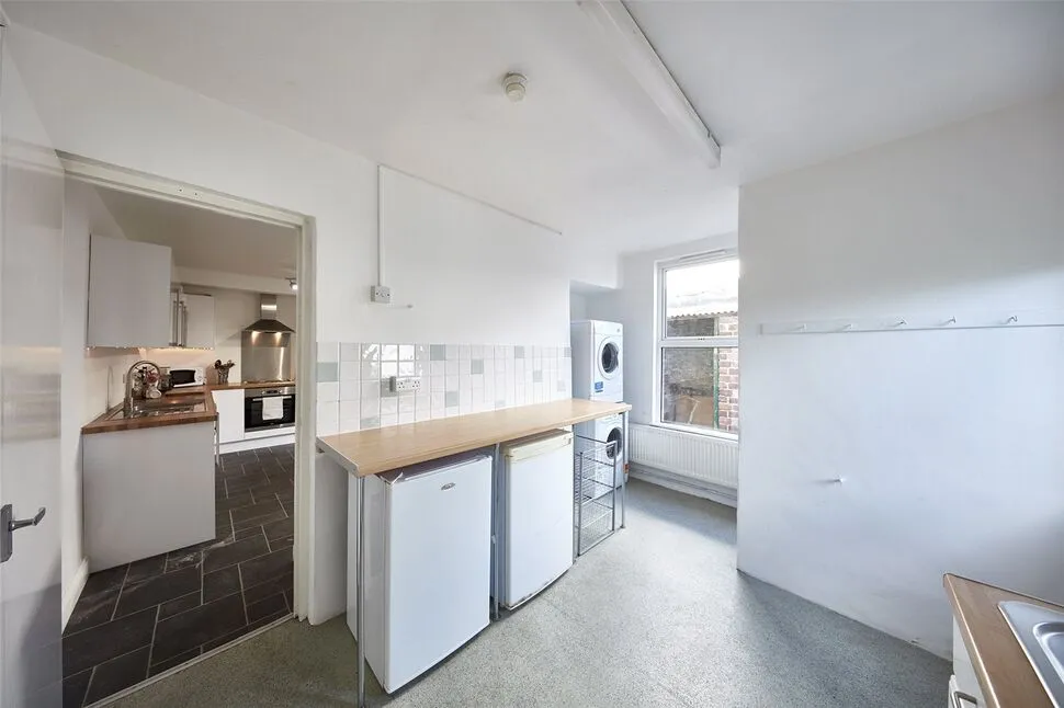May Terrace, Plymouth, Devon, PL4, photo 5
