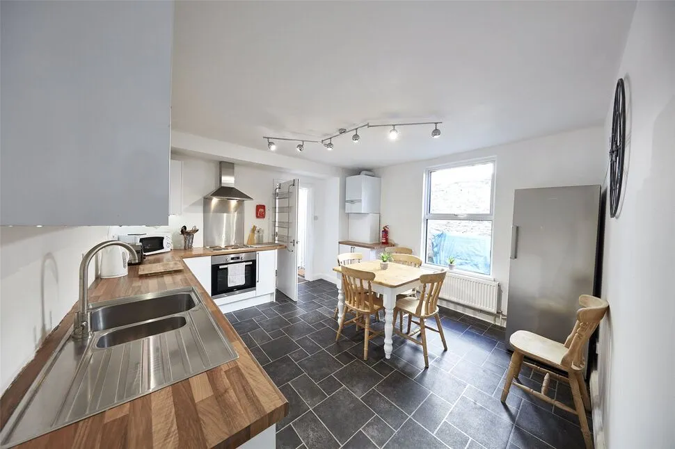 May Terrace, Plymouth, Devon, PL4, photo 4