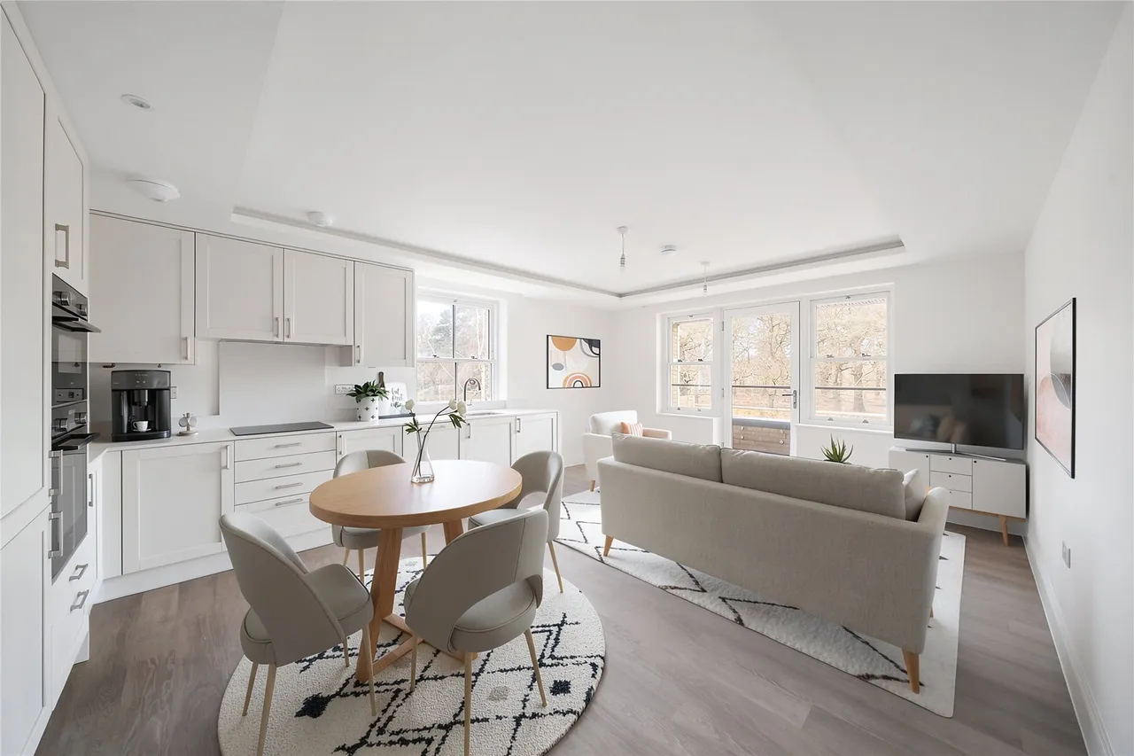 2 bed flat for sale, Kingston Hill, Kingston-Upon-Thames, KT2