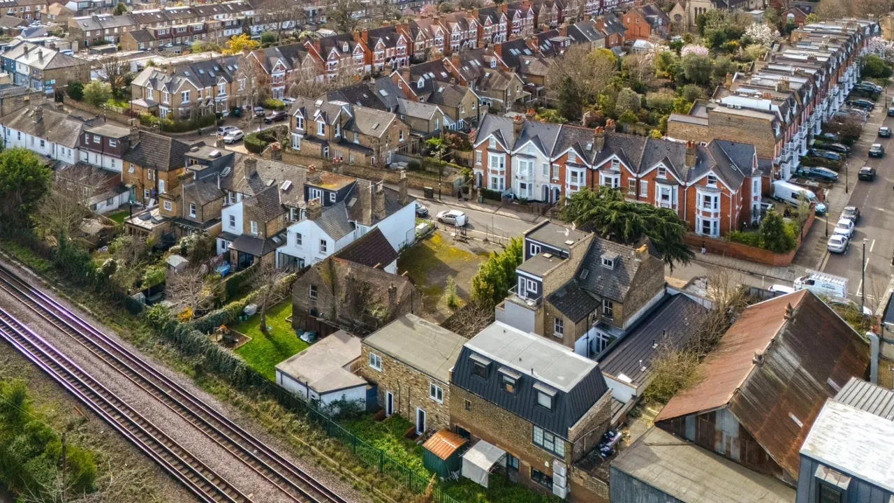 Sandycombe Road, Kew, TW9, photo 27