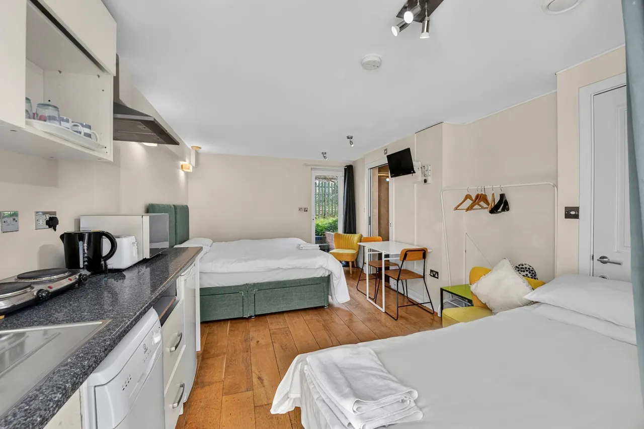 Sandycombe Road, Kew, TW9, photo 10