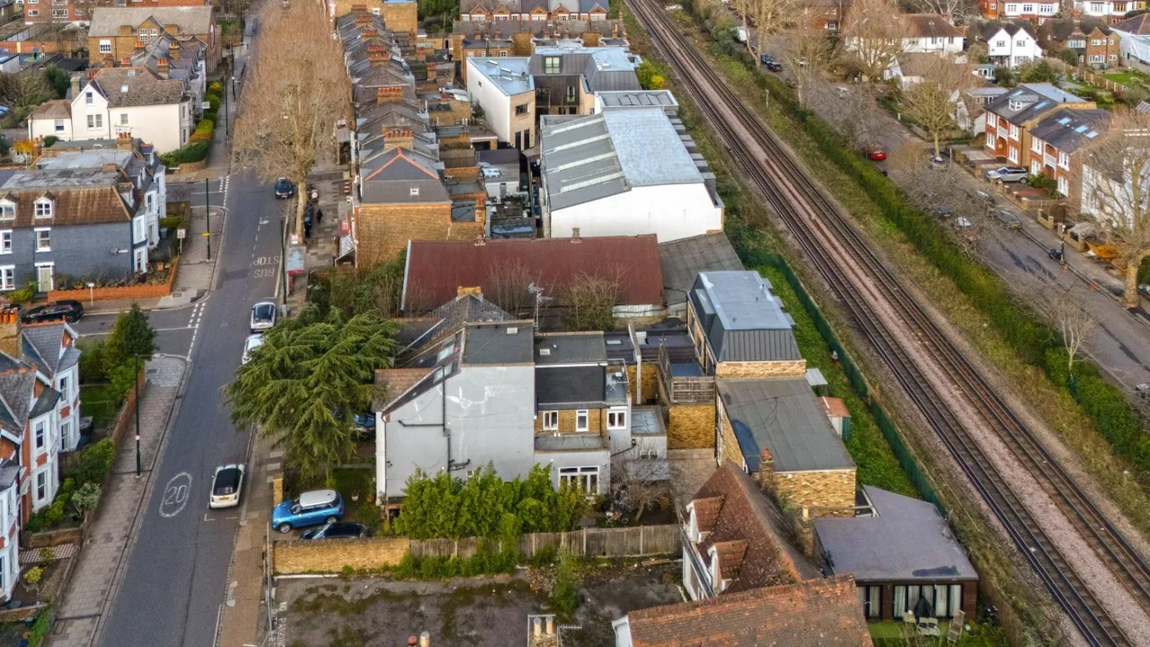 Sandycombe Road, Kew, TW9, photo 26