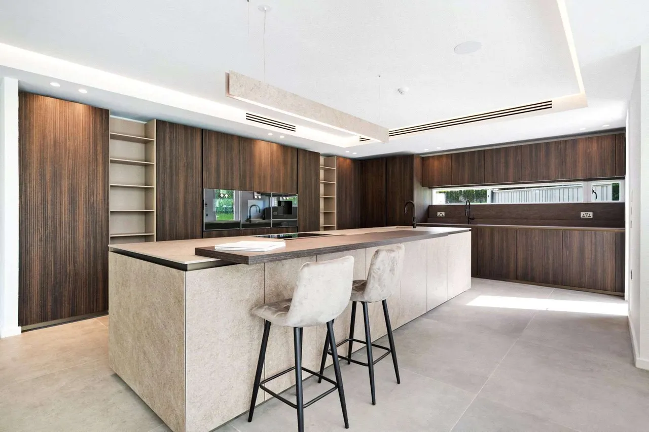 Waterbank Place, Prestbury, Macclesfield, Cheshire, SK10 4ZL, photo 6