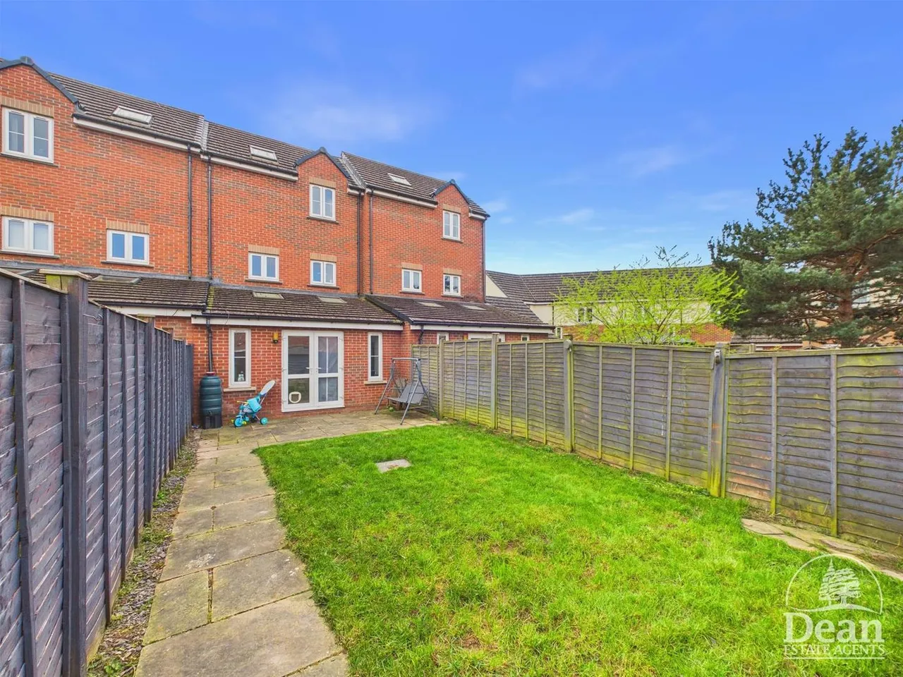 Bledisloe Way, Lydney, GL15, photo 2