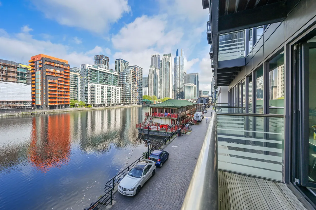 London, E14, photo 6
