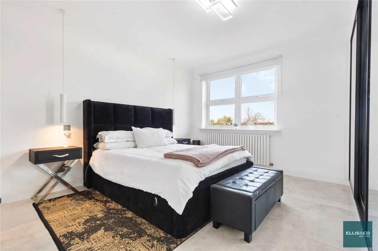 Hendon Lane, Finchley, N3, photo 3