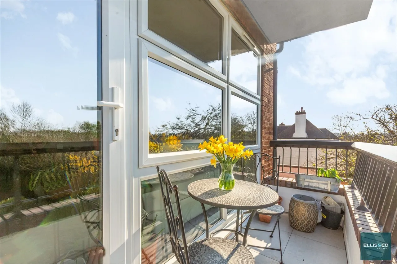 Hendon Lane, Finchley, N3, photo 10