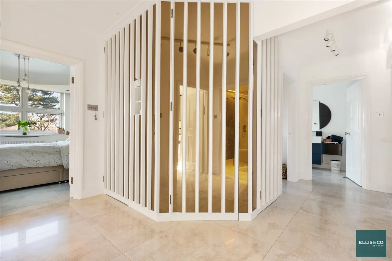 Hendon Lane, Finchley, N3, photo 6
