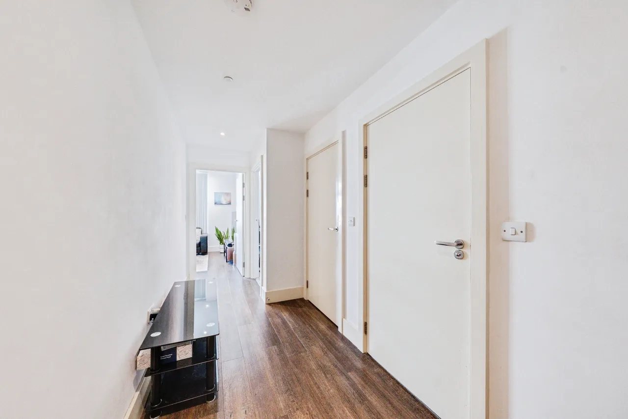 Plumstead Road, London, SE18, photo 5