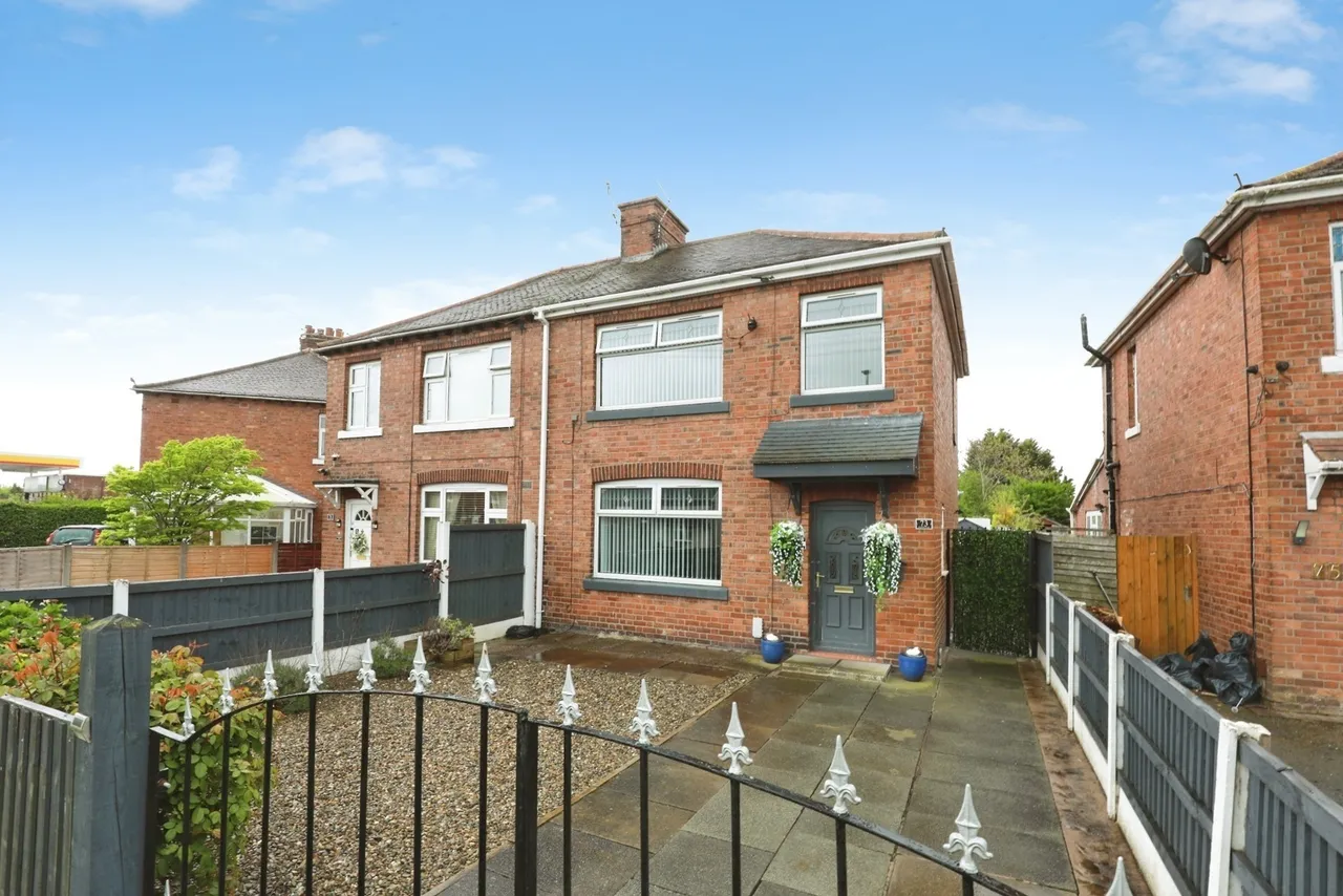 3 bed house for sale — Bradfield Road, CREWE, Cheshire, CW1