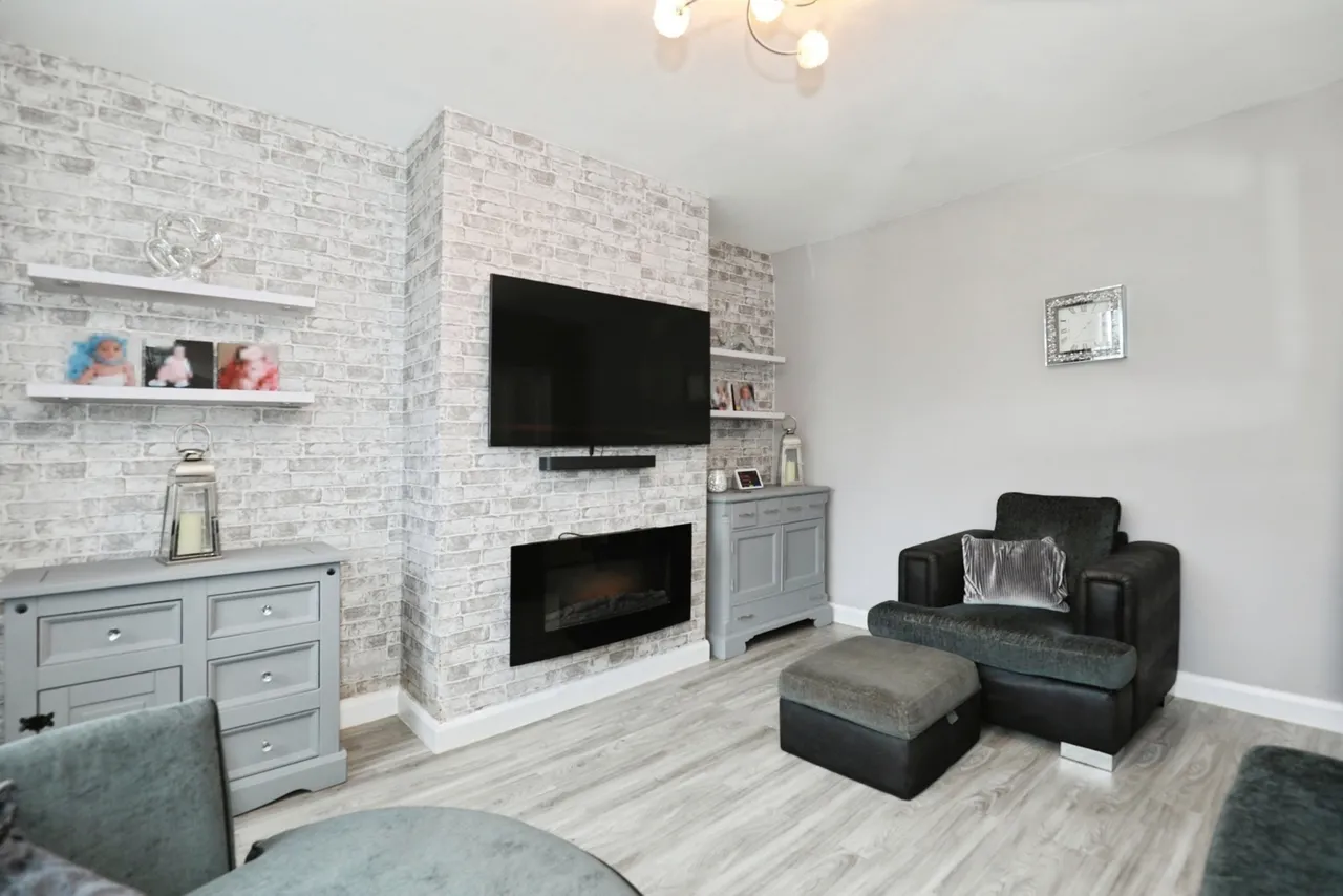 Bradfield Road, CREWE, Cheshire, CW1, photo 4
