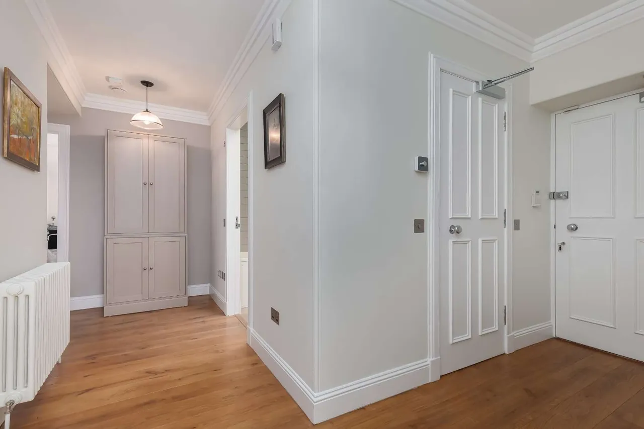 Atholl Crescent, West End, EH3, photo 13