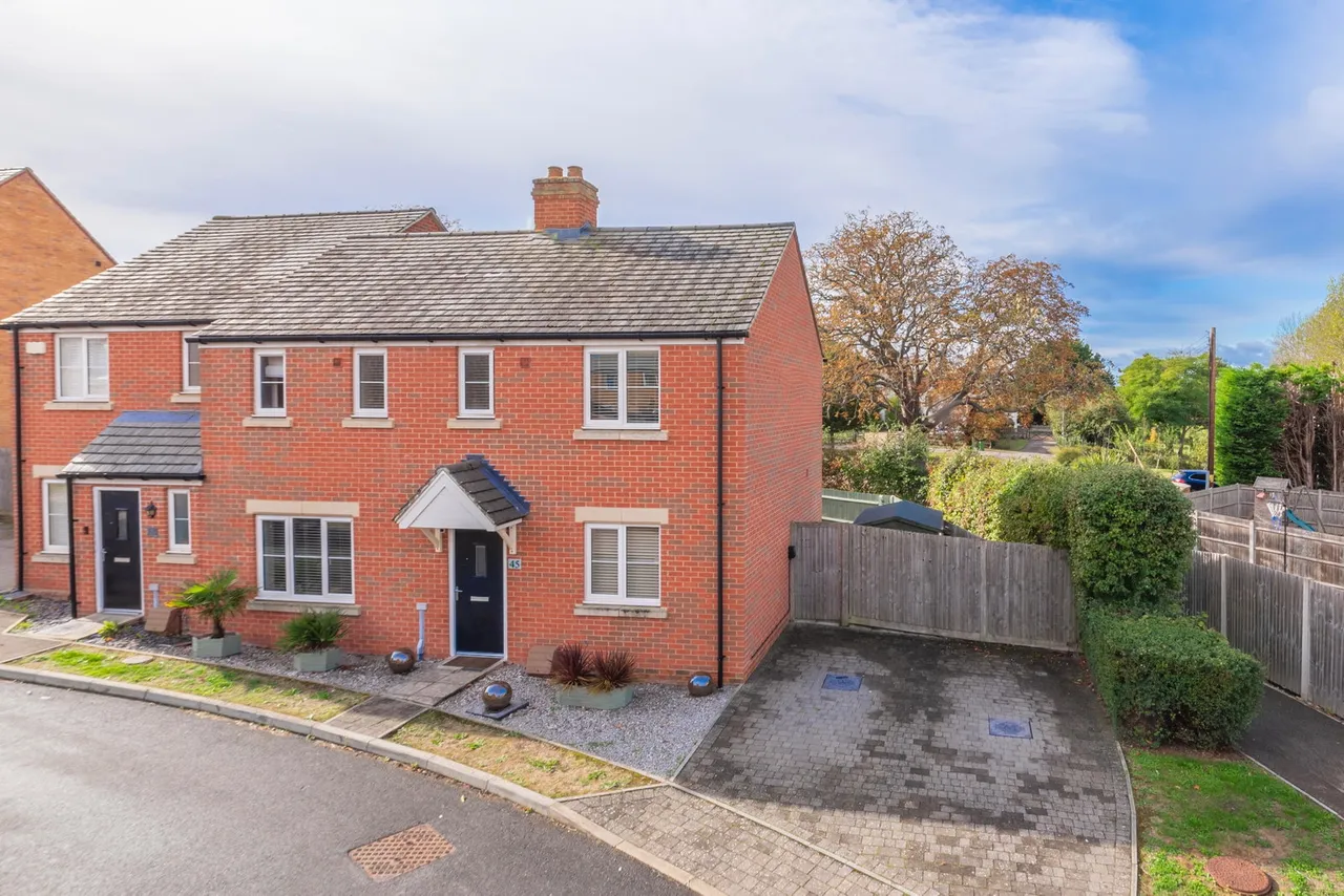 3 bed house for sale, Green Oak Crescent, Iwade, ME9