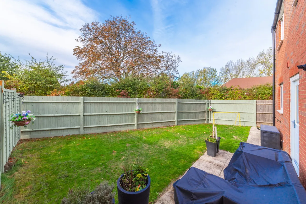 Green Oak Crescent, Iwade, ME9, photo 18