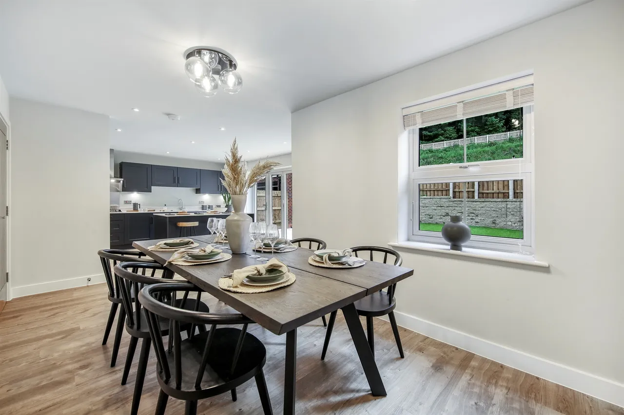 Coventry Lane, Bramcote, NG9, photo 7