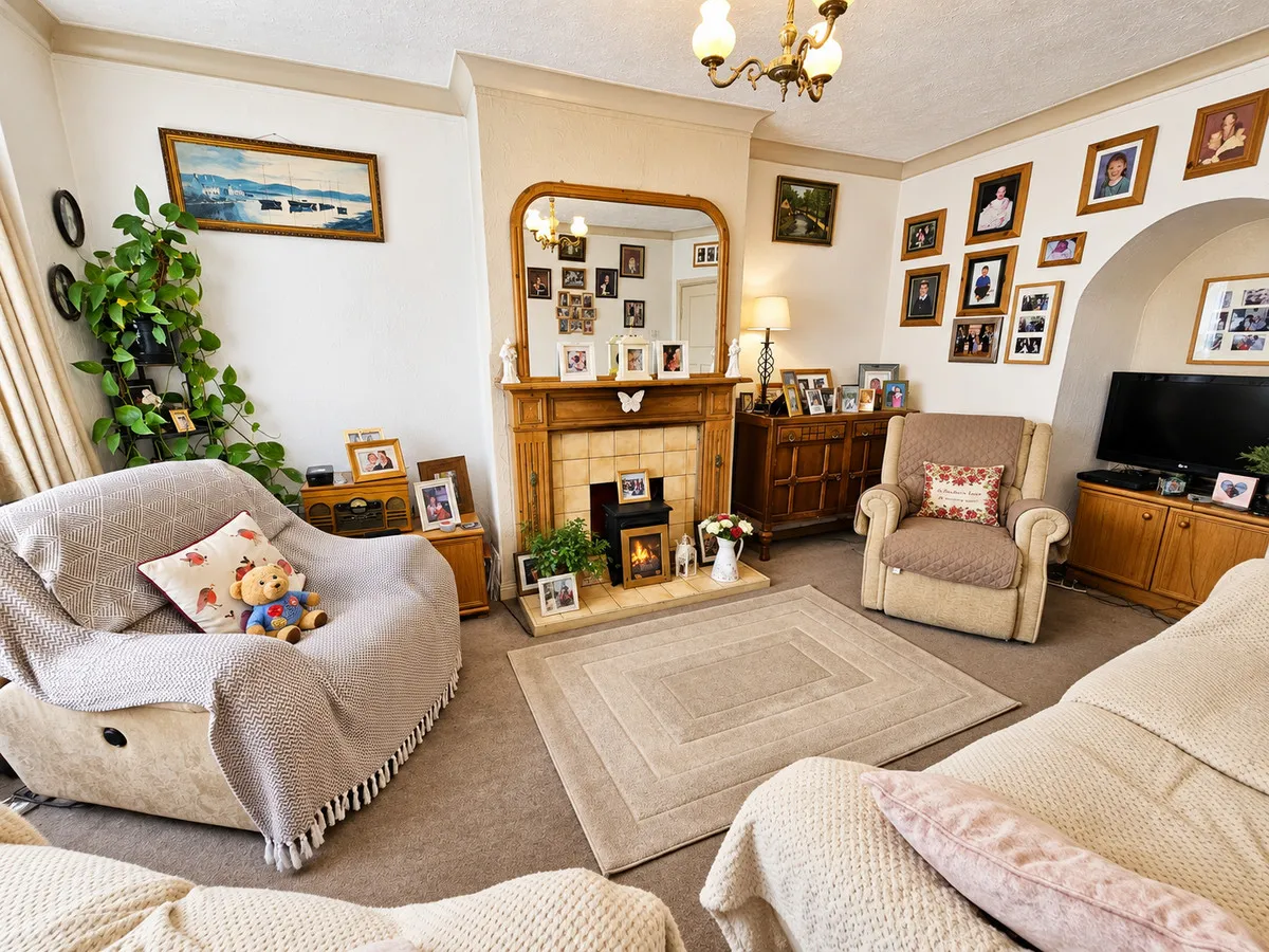 Harwich Road, Little Clacton, CO16, photo 4