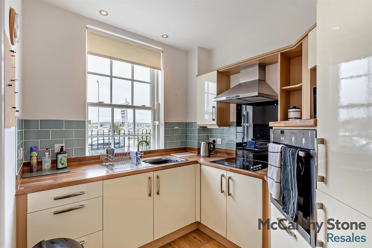 North Quay, Weymouth, DT4, photo 2