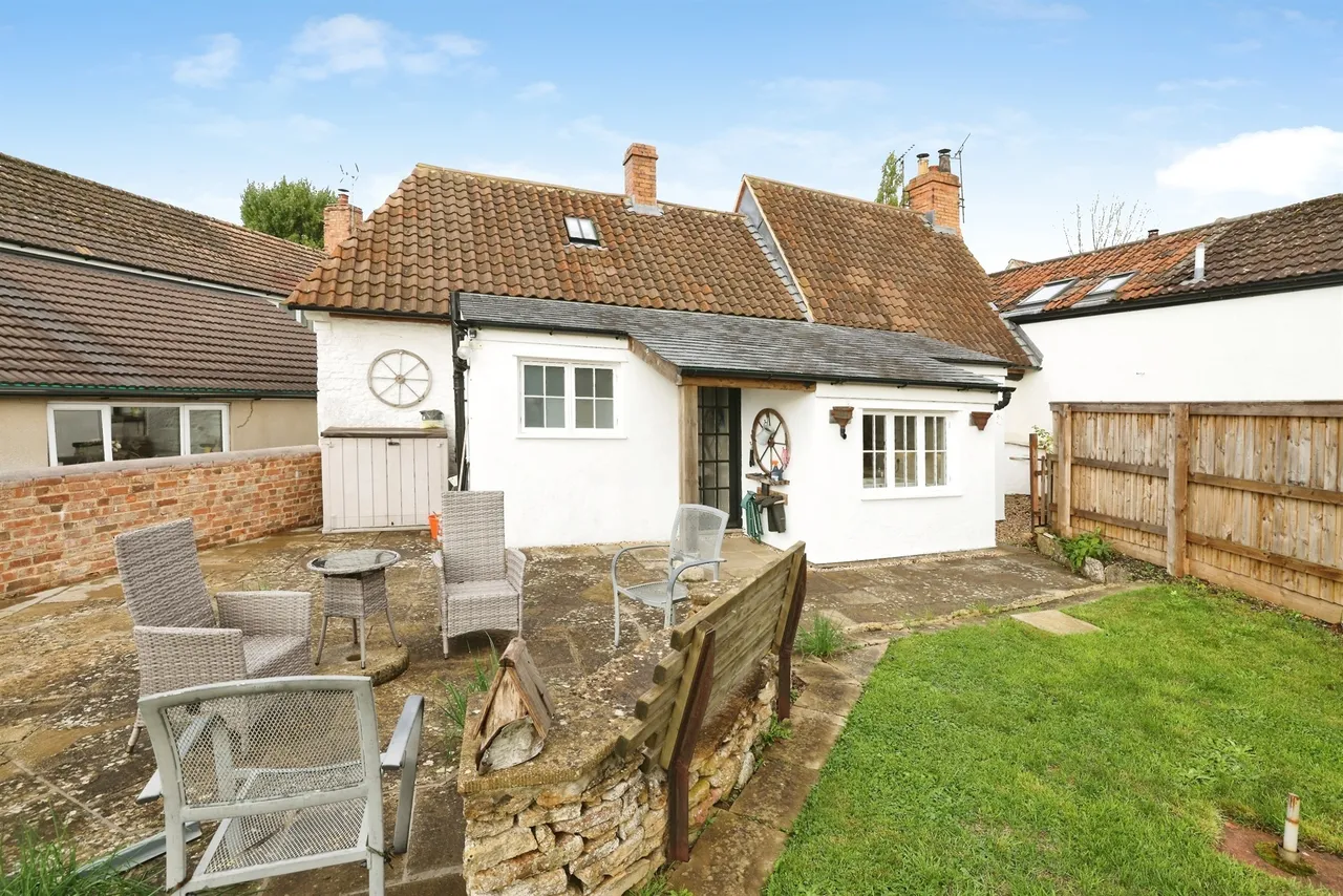 East Tytherton, Chippenham, SN15, photo 11