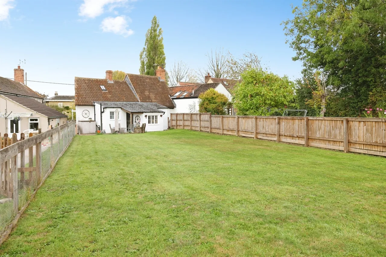 East Tytherton, Chippenham, SN15, photo 12