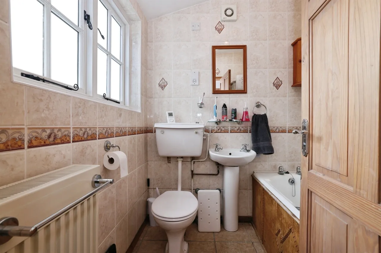 East Tytherton, Chippenham, SN15, photo 10