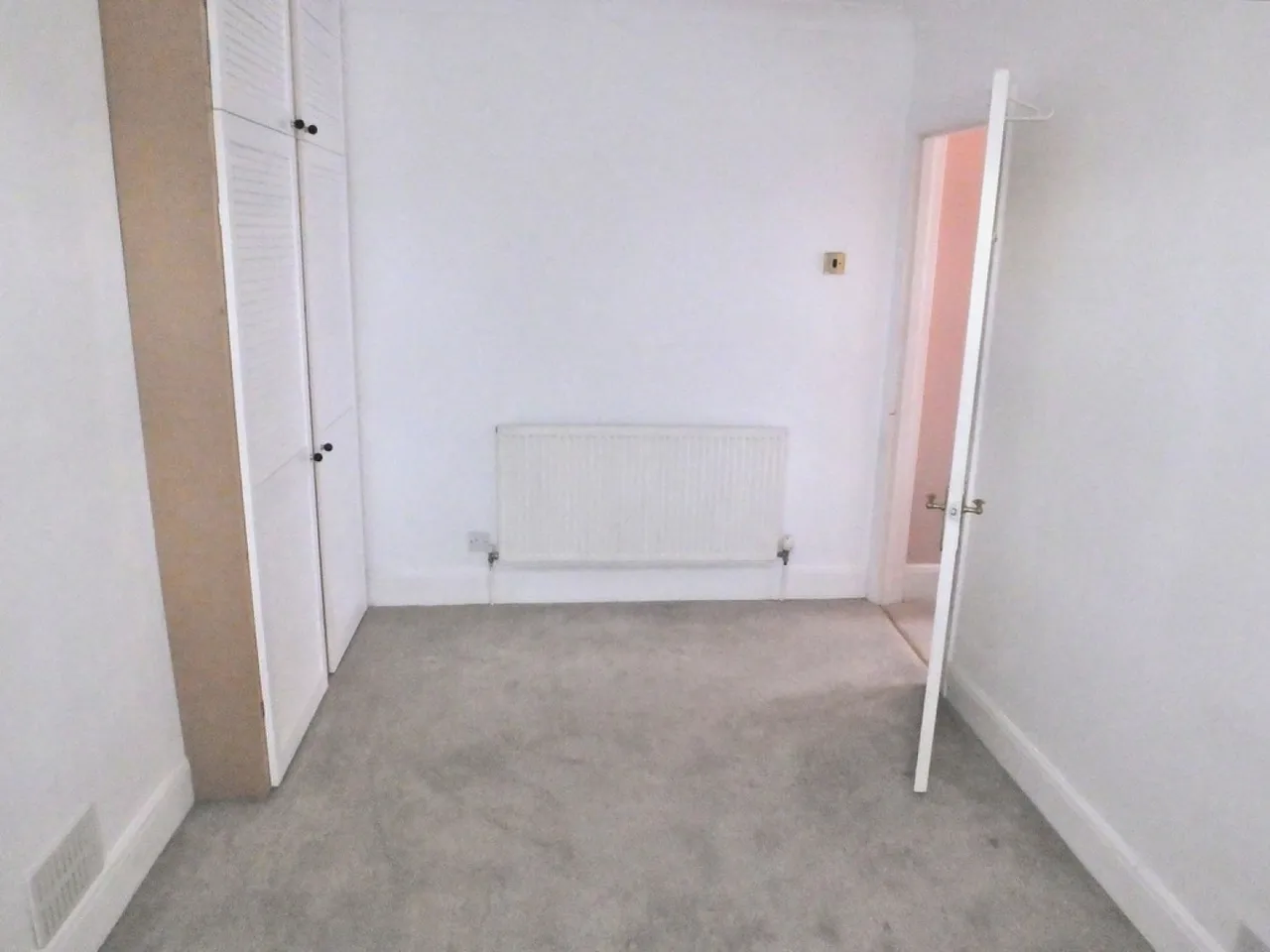 Stanton Road, Regents Park, SO15, photo 10