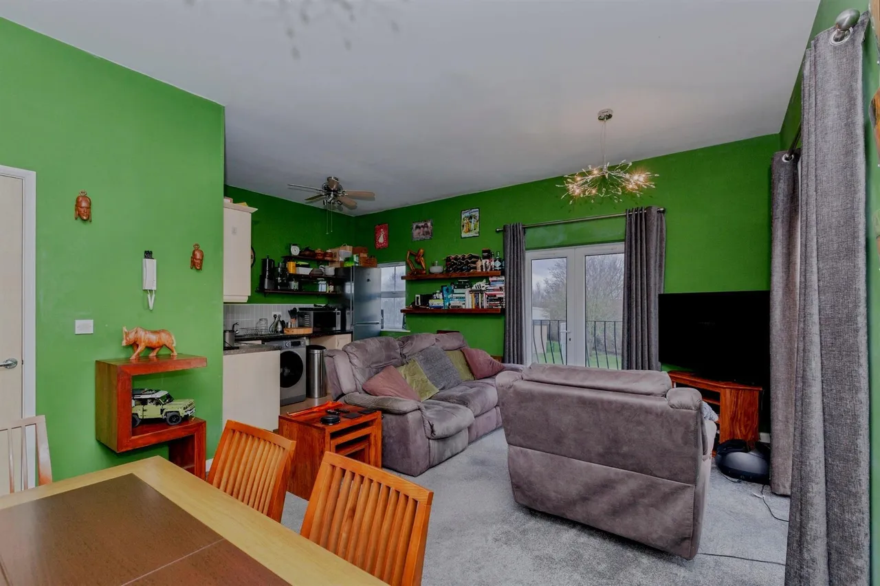 Loughland Close, Blaby, LE8, photo 5