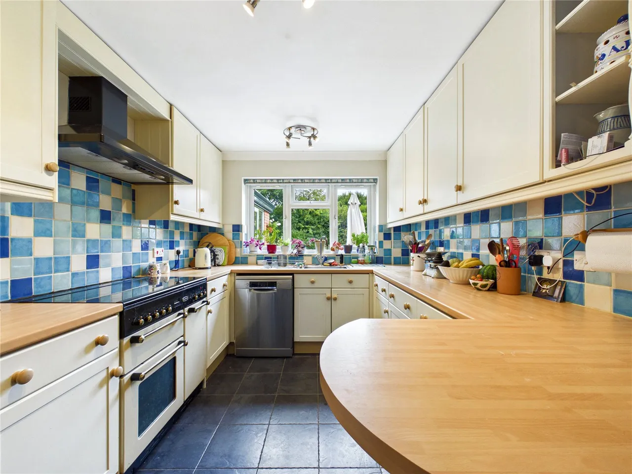 Church Close, West Bergholt, CO6, photo 8