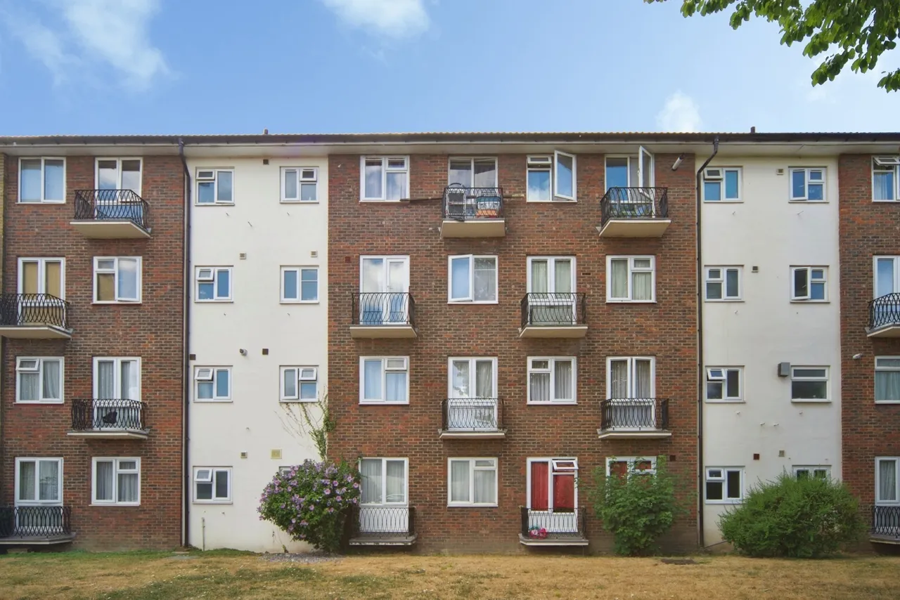 1 bed flat for sale — Cedars Court, Edmonton, N9