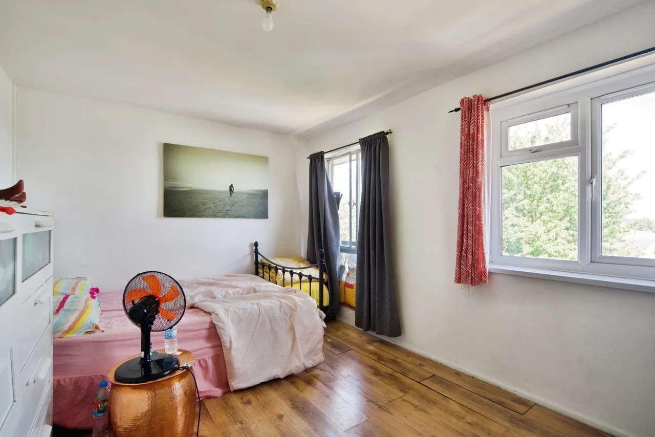 Cedars Court, Edmonton, N9, photo 12