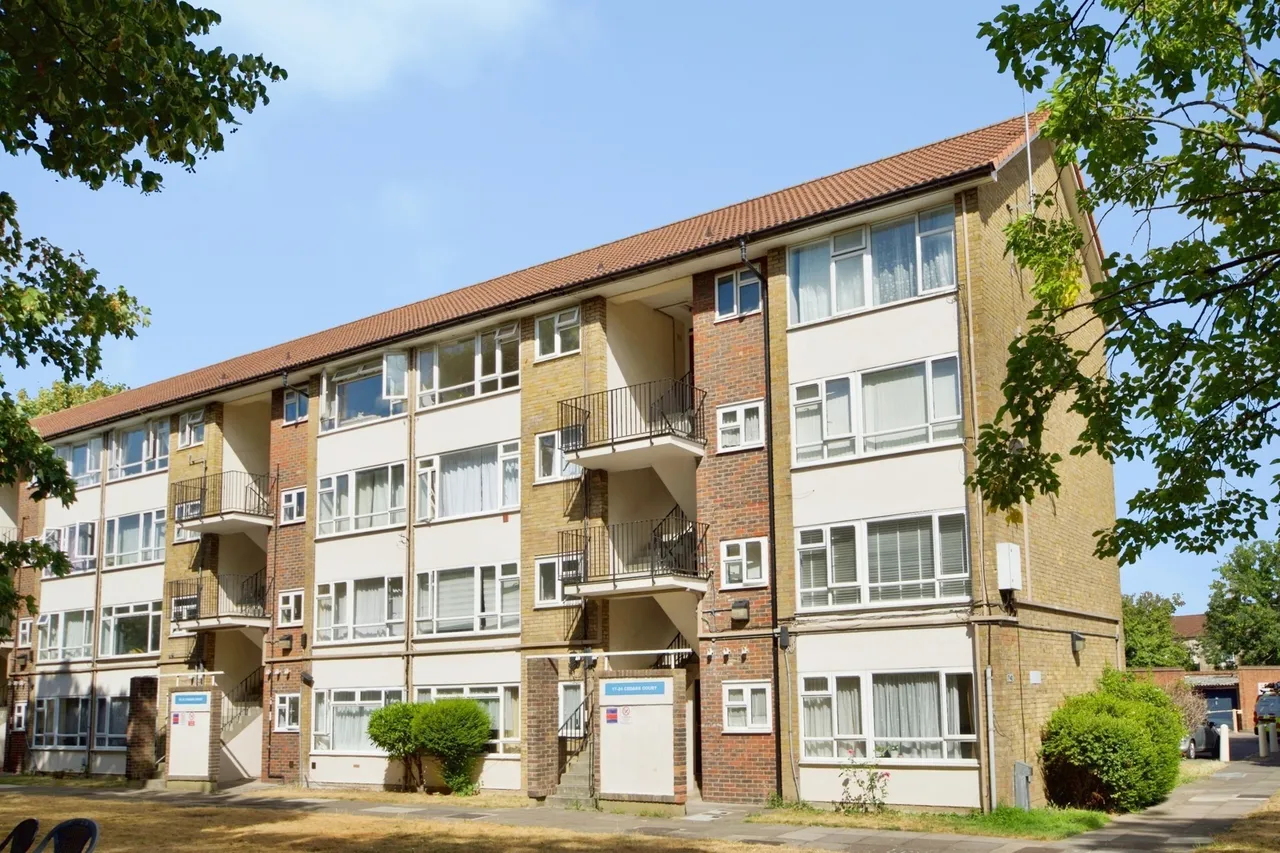 Cedars Court, Edmonton, N9, photo 19