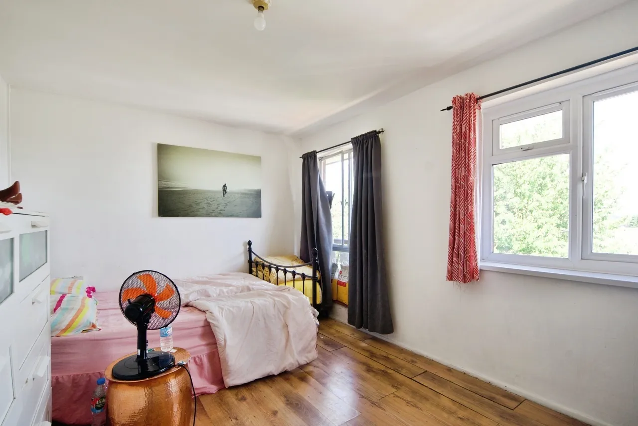 Cedars Court, Edmonton, N9, photo 11