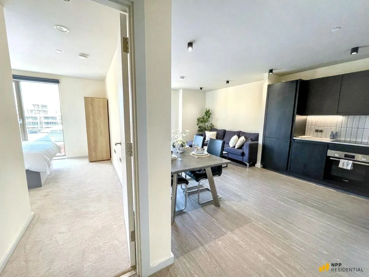 2 Hulme Hall Road, Manchester, Lancashire, M15 4LY, photo 14