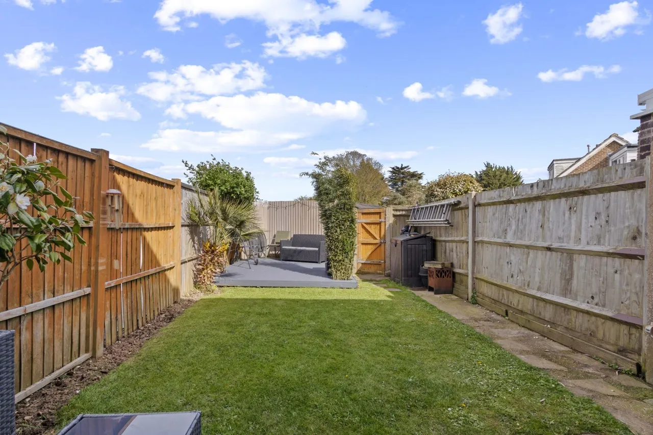 Pryors Green, Rose Green, PO21, photo 16