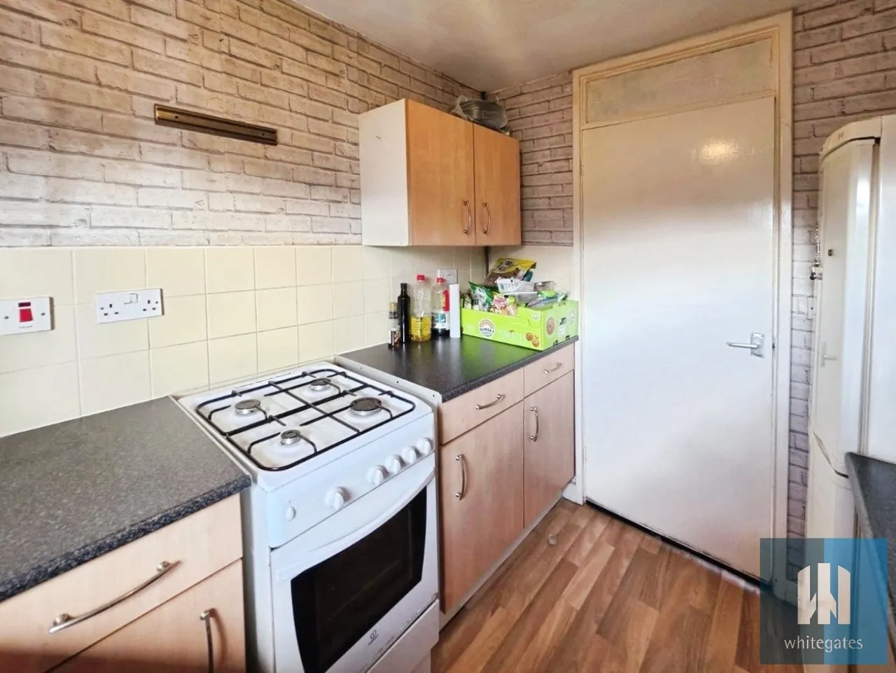 Longfield Avenue, Dalton, HD5, photo 5