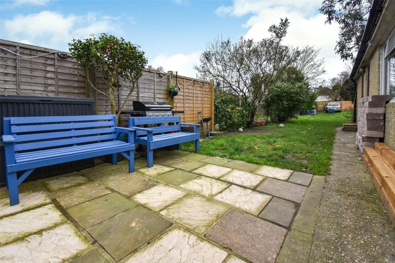 Gillian Avenue, Aldershot, Hampshire, GU12 4HS, photo 23