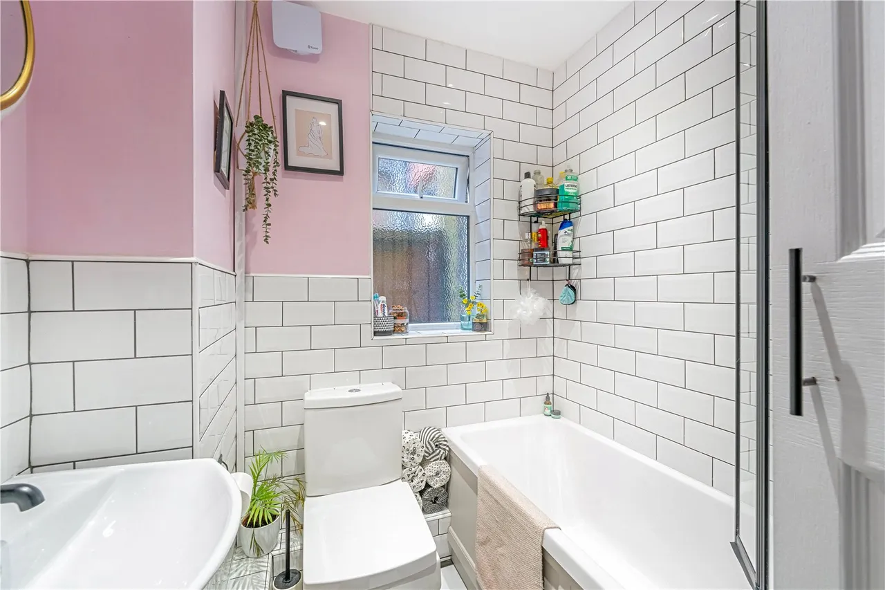 Hampton Road, Hampton Hill, TW12 1JN, photo 6