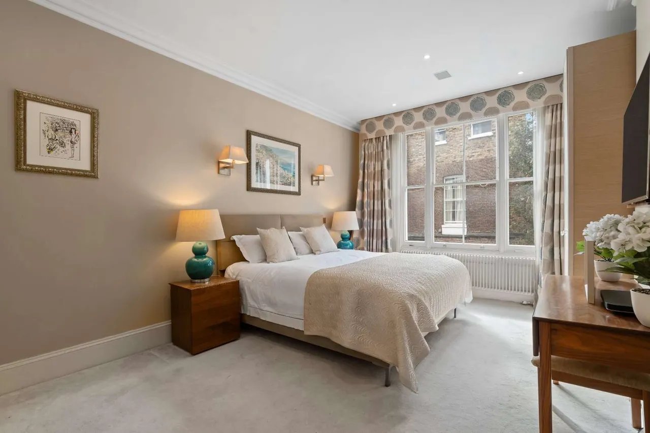 Cornwall Gardens, London, SW7 4AZ, photo 9