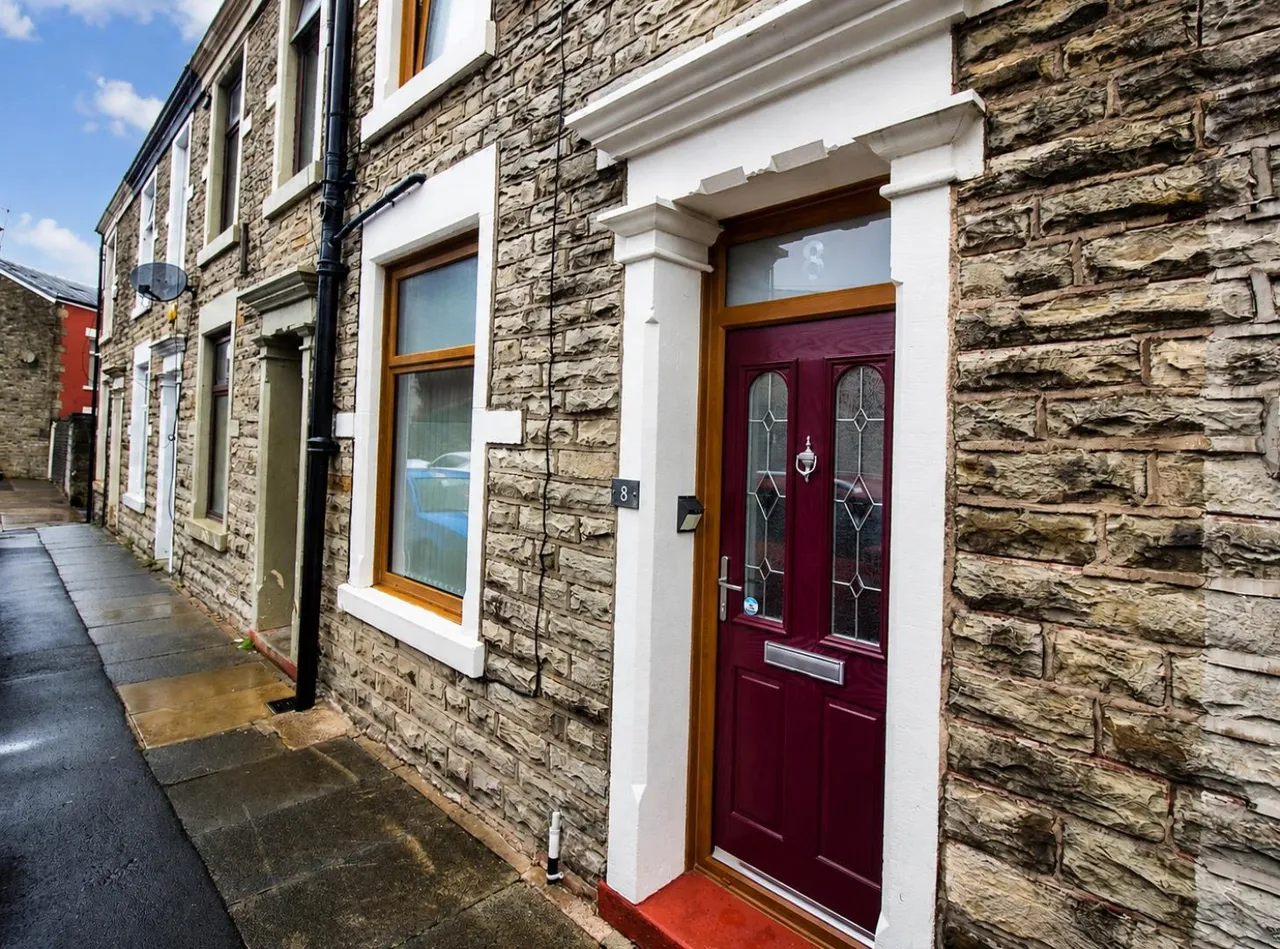 Progress Street, Darwen, photo 6
