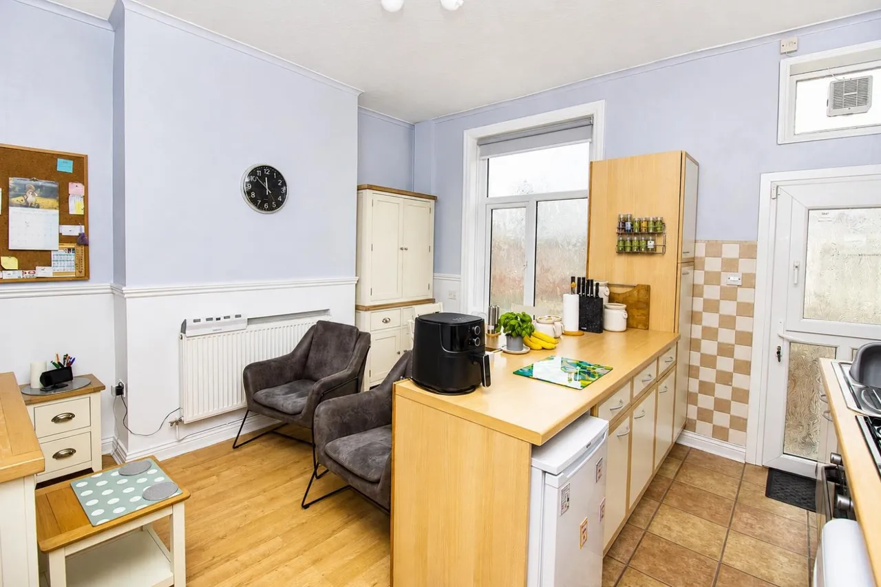 Progress Street, Darwen, photo 9