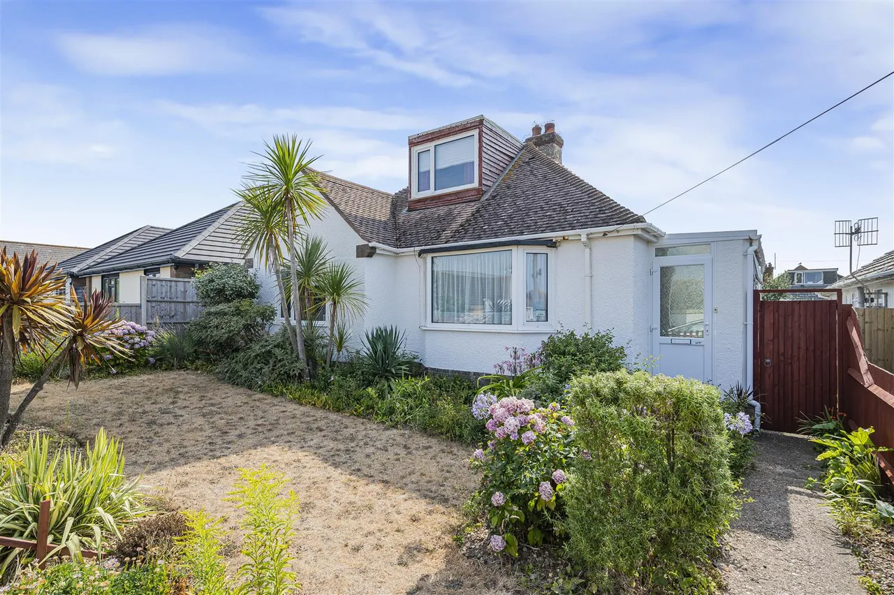 Horsham Avenue, Peacehaven, photo 26