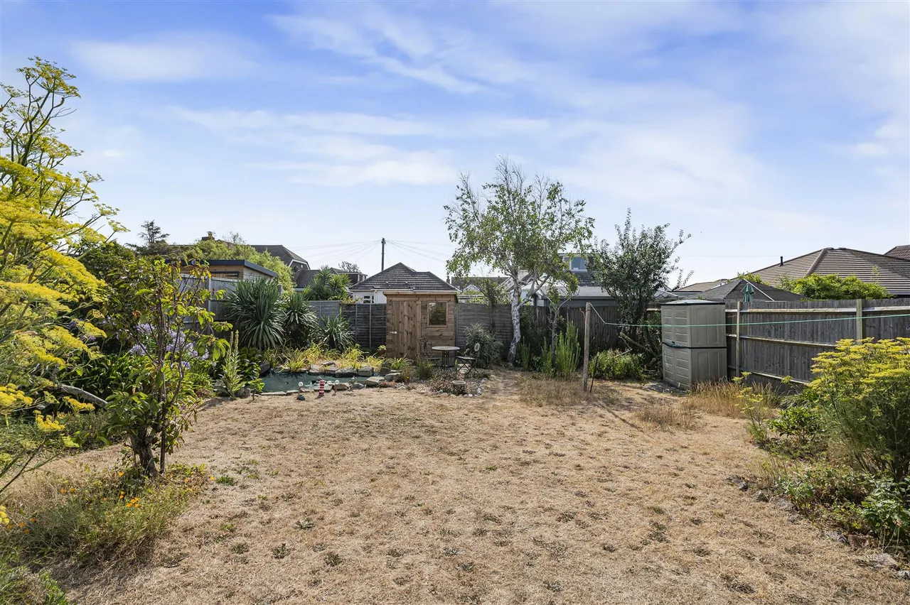 Horsham Avenue, Peacehaven, photo 5