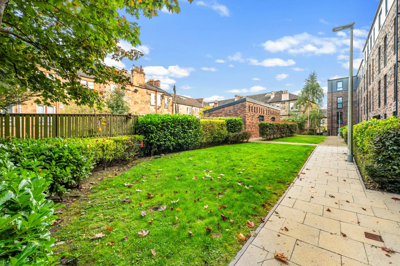 Mansionhouse Court, Langside, G41, photo 14