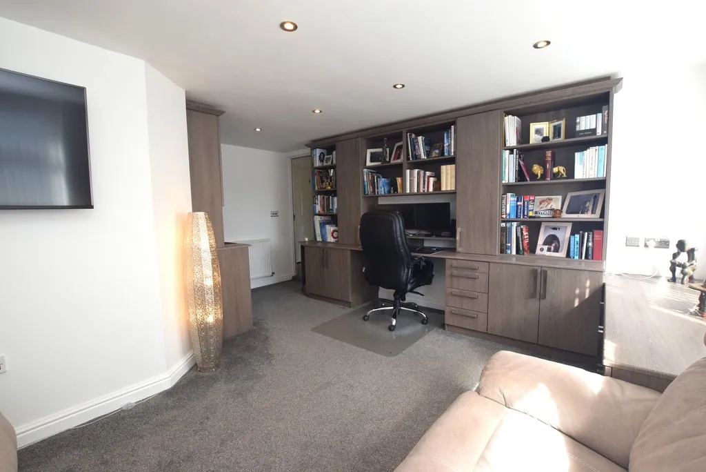 Kingfisher Way, Apley, TF1, photo 6