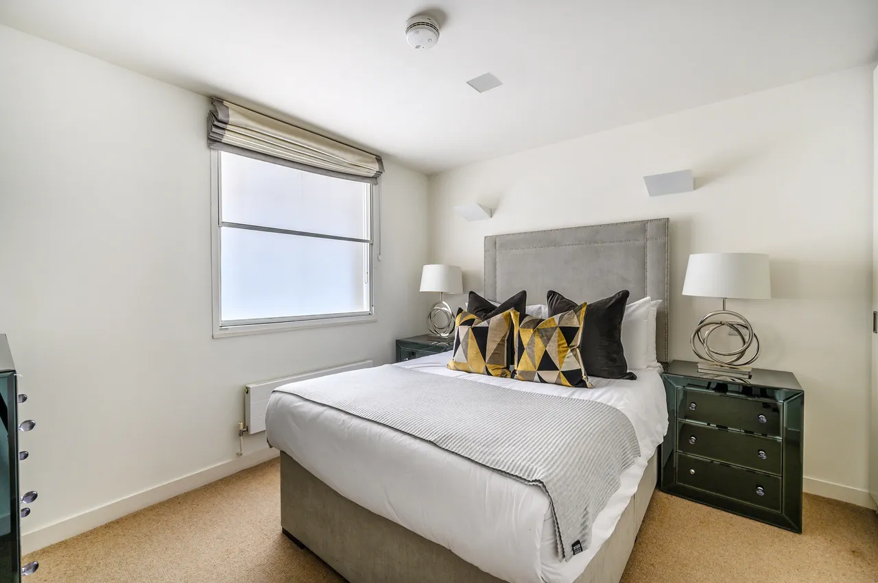 Flat 1, 161 Fulham Road, London, photo 4