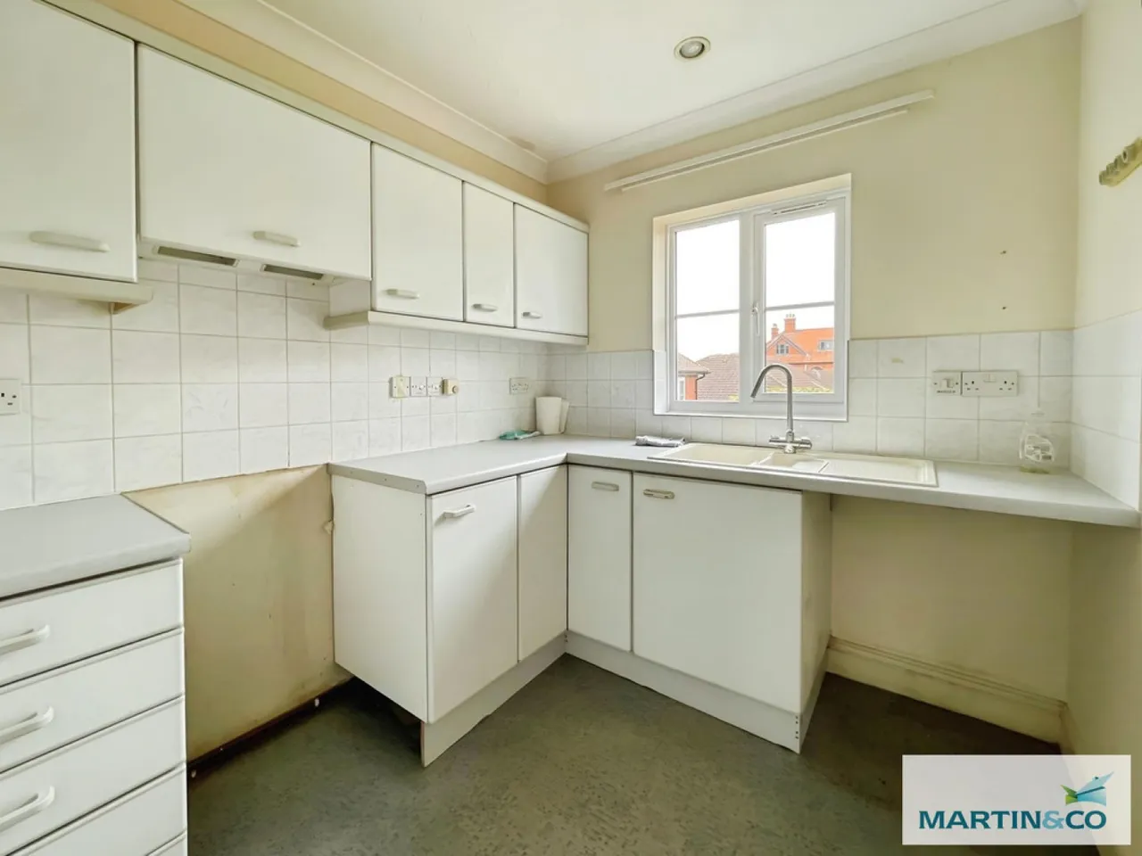 11 Coverdale Court, Preston Road, photo 10