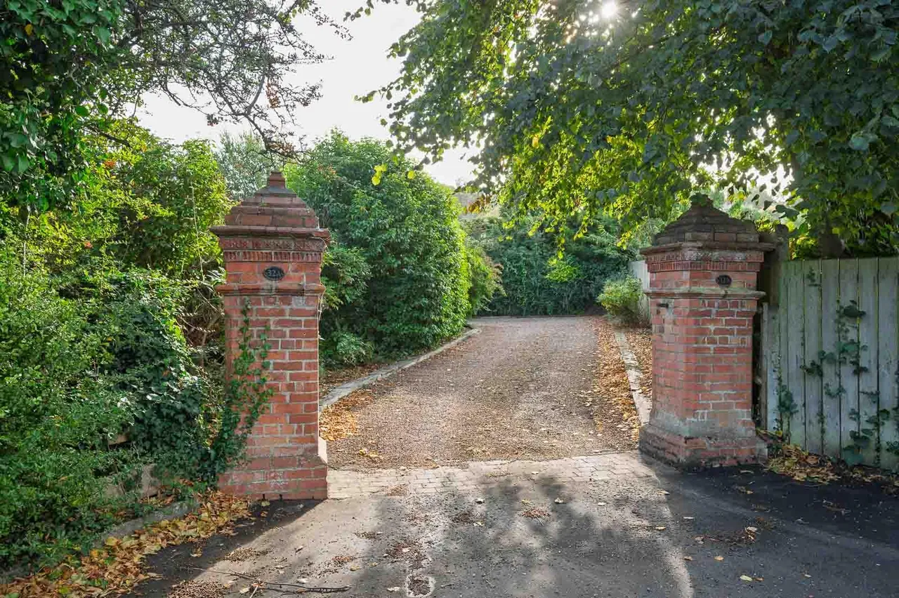 Demesne Road, holywood, BT18, photo 31